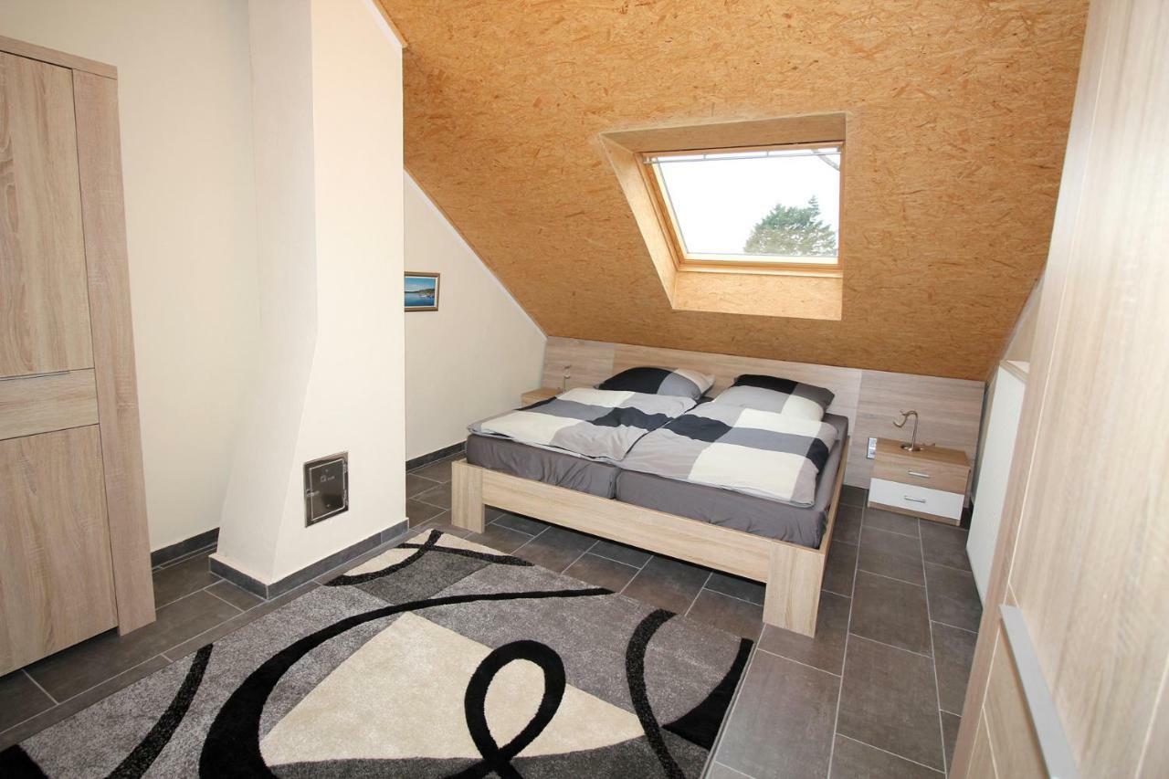 Ferienwohnung Beckendorf Losheim Ngoại thất bức ảnh